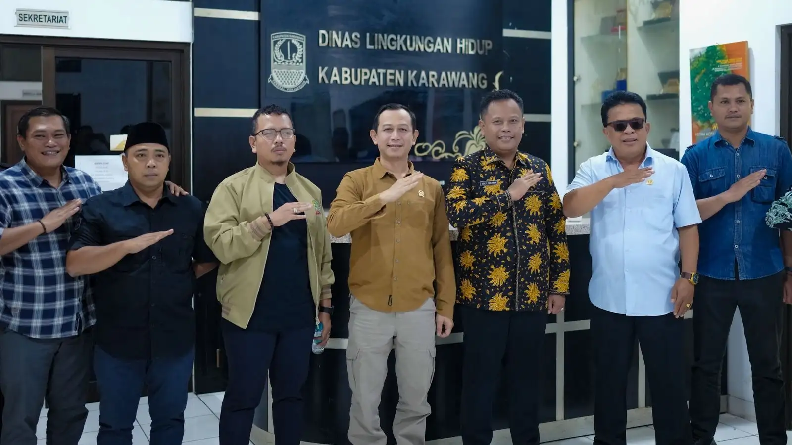 DPRD Karawang Datangi DLHK Terkait Dugaan Pencemaran Sungai di Ciampel