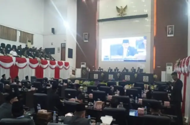 Rapat Paripurna DRPD Karawang Setuju Raperda tentang Penyelenggaraan Kearsipan