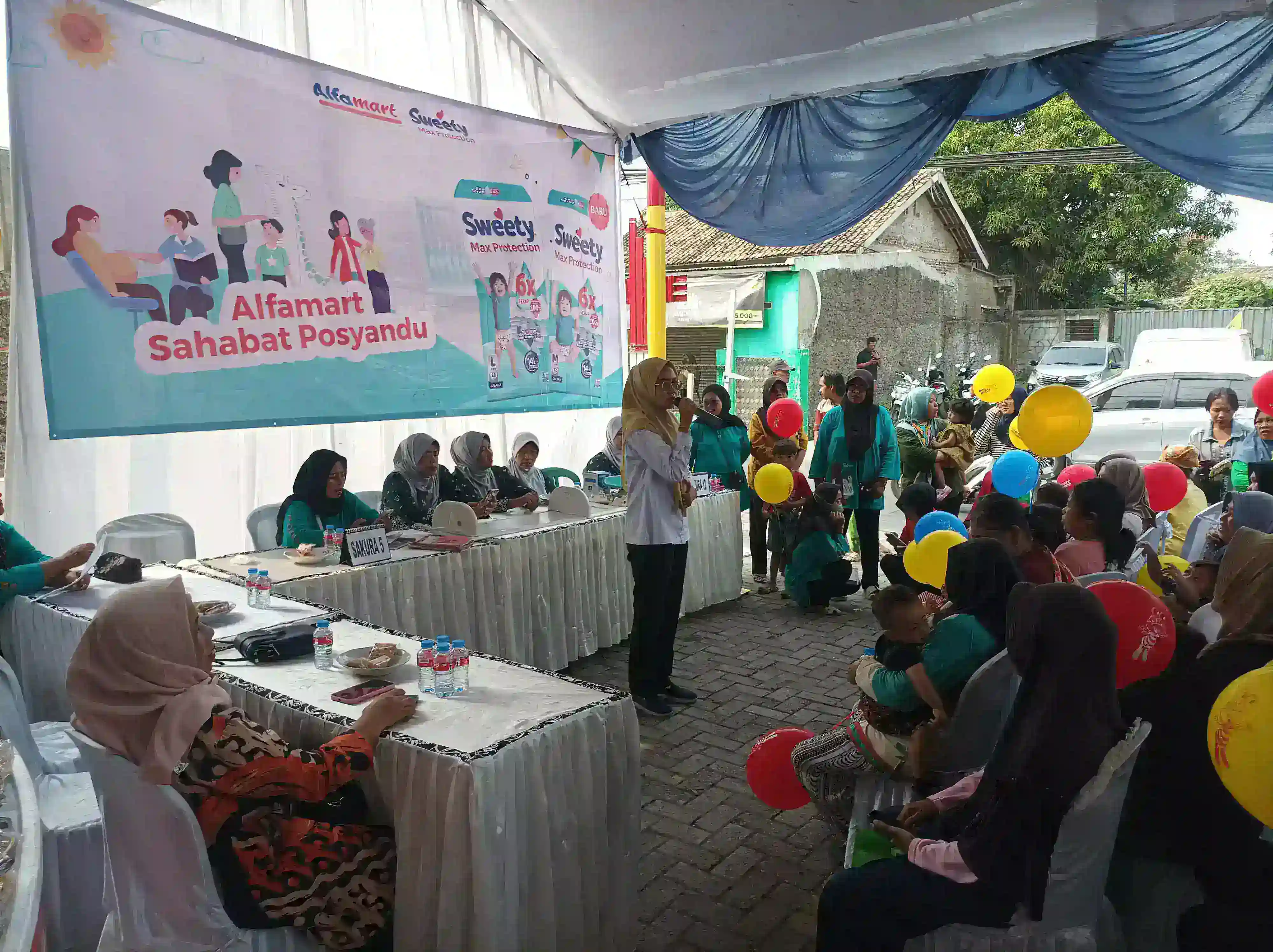 Alfamart dan Sweety Perluas Jangkauan Alfamart Sahabat Posyandu ke 84 Titik di Indonesia