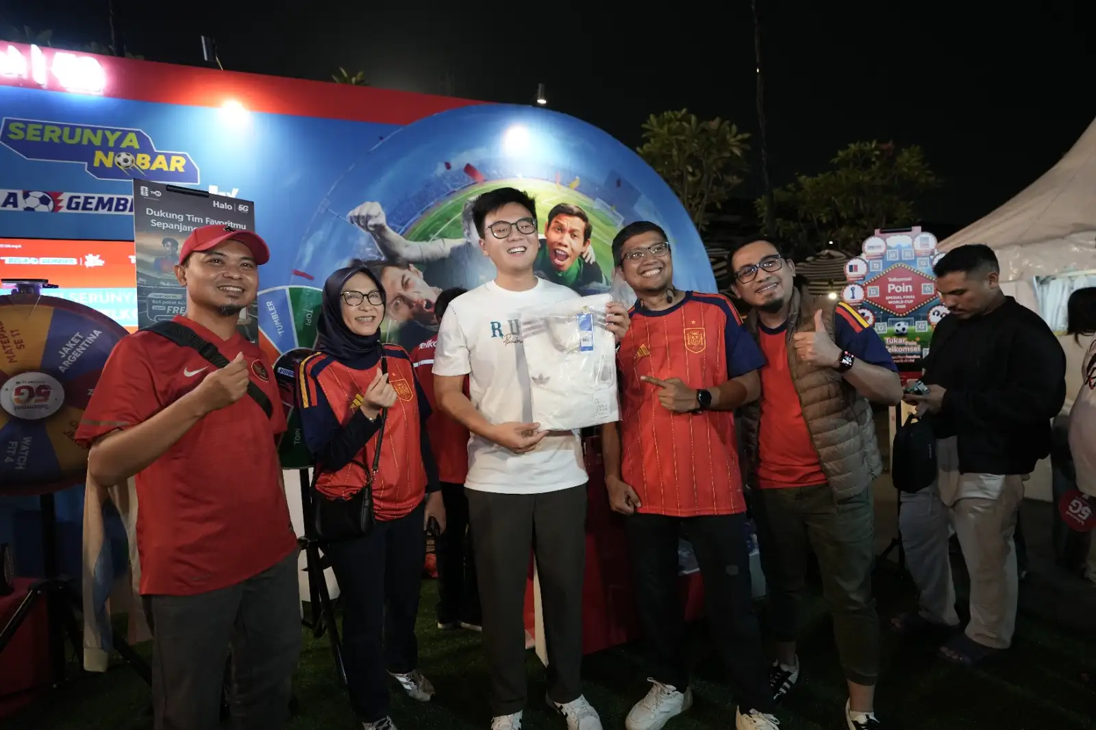 Telkomsel Menemani Antusiasme Masyarakat dengan Paket Bola Gembira dan Nonton Bareng di Lebih dari 40 Titik Jabotabek Jabar