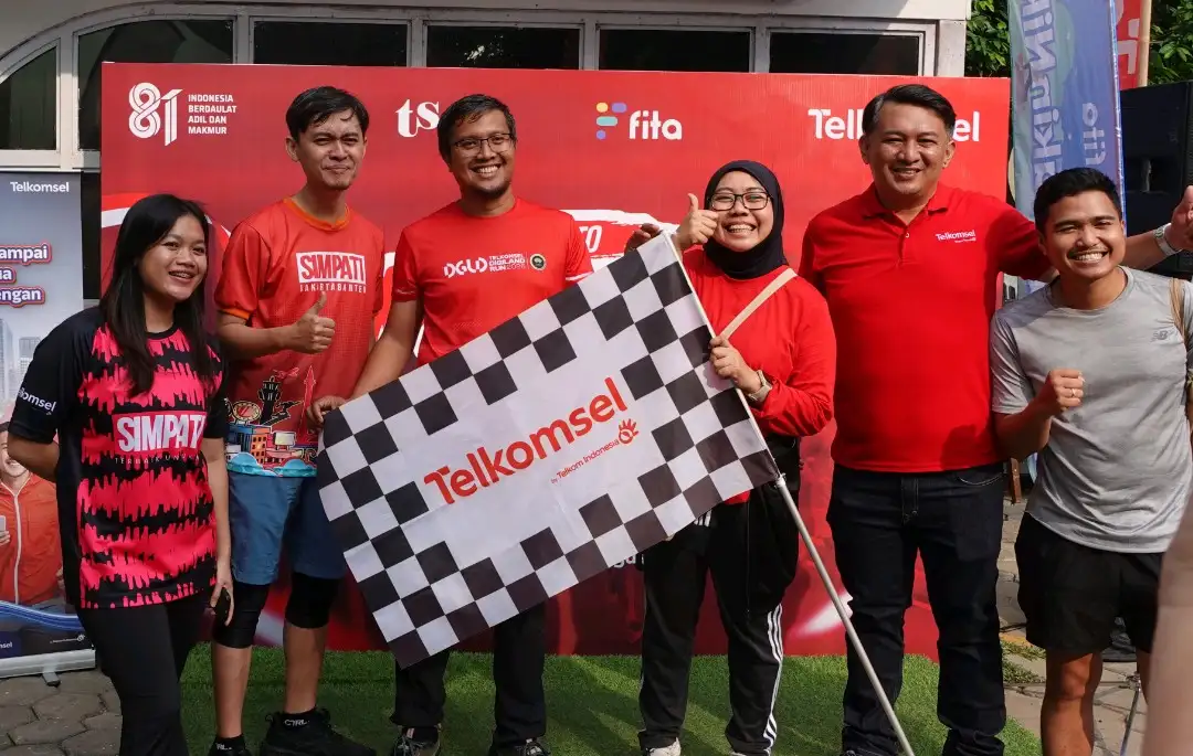 Telkomsel Jabotabek Jabar dan FITA Ajak Komunitas Lari Rayakan Semangat Kemerdekaan melalui “JawaraFit- Running Road to Merdeka Run”